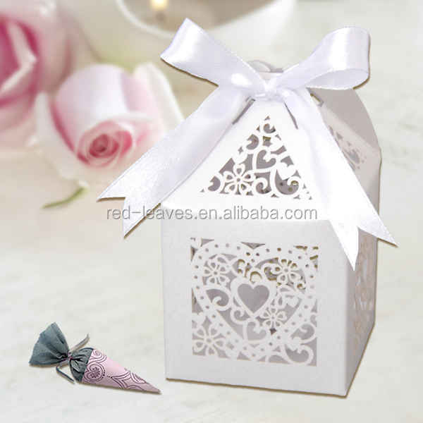 Laser Cut Love Gift Boxes Favor Lace Candy Boxes for Wedding Bridal Party Decorations with Ribbons
