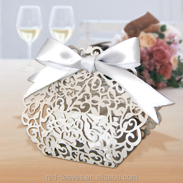 Best selling laser cutting wedding candy gift favour box